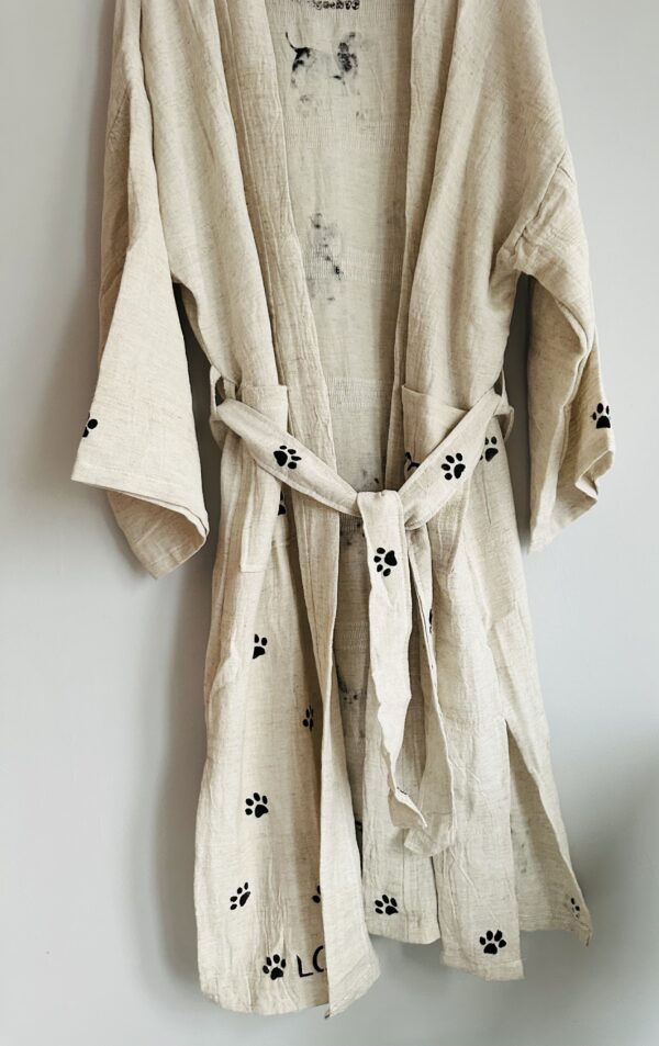 Dog lovers’ hand-painted oversized long kimono | Ivory - Image 3