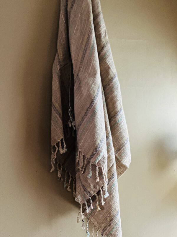 Hand-woven Organic Cotton Throw | Latte - Image 3