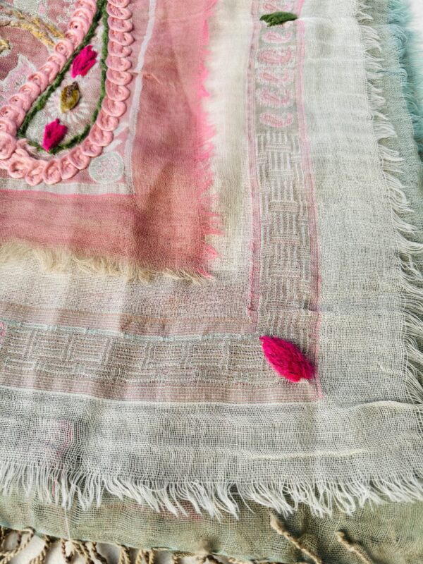 Cashmere handcrafted scarf | Pink - Image 3